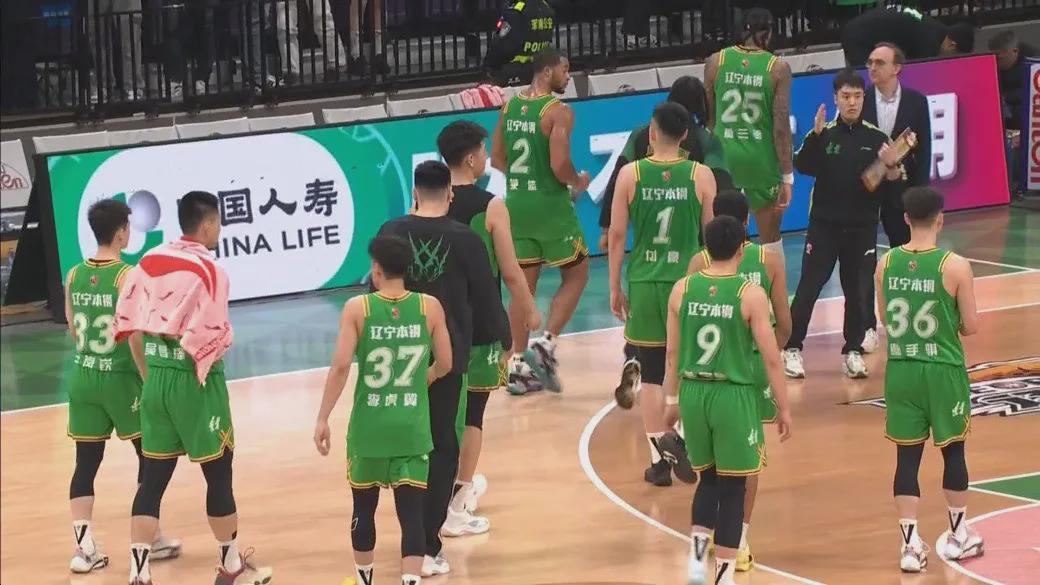 华体会体育app下载-辽篮击败福建！乌戈赛后盛赞三人！再收四大喜讯，季后赛弯道超车
